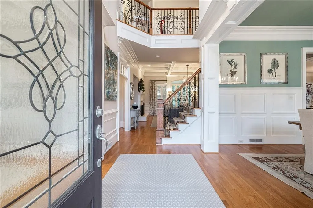 104 Silverwood Road, Sandy Springs, Georgia 30342, 5 Bedrooms Bedrooms, ,5 BathroomsBathrooms,Residential,Sold,104 Silverwood Road,6851948