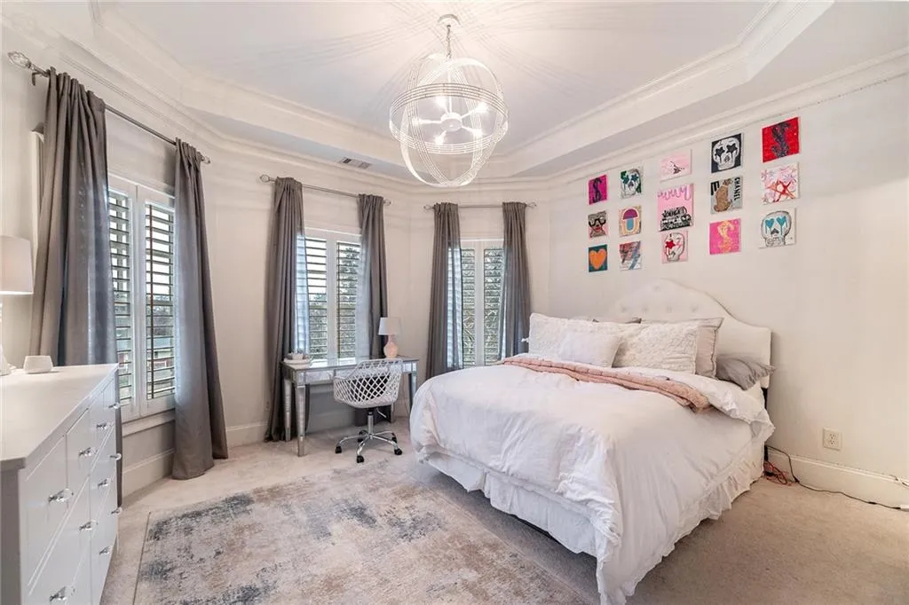 104 Silverwood Road, Sandy Springs, Georgia 30342, 5 Bedrooms Bedrooms, ,5 BathroomsBathrooms,Residential,Sold,104 Silverwood Road,6851948