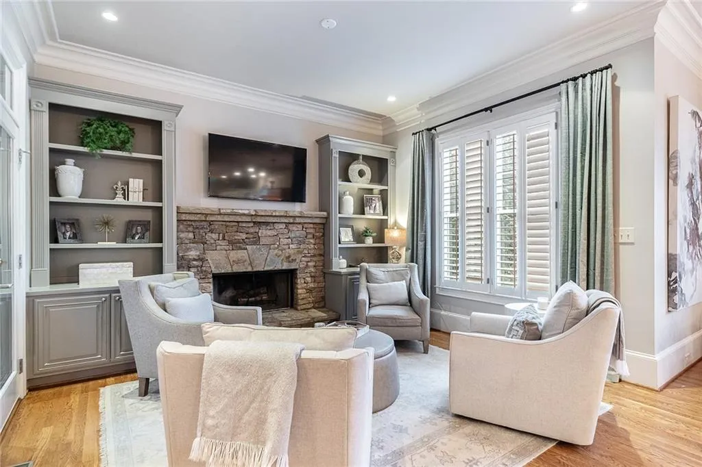 104 Silverwood Road, Sandy Springs, Georgia 30342, 5 Bedrooms Bedrooms, ,5 BathroomsBathrooms,Residential,Sold,104 Silverwood Road,6851948