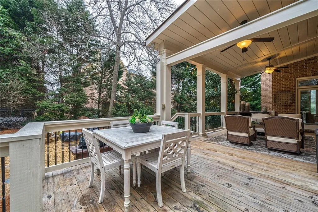 104 Silverwood Road, Sandy Springs, Georgia 30342, 5 Bedrooms Bedrooms, ,5 BathroomsBathrooms,Residential,Sold,104 Silverwood Road,6851948