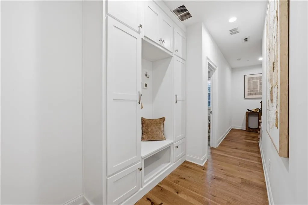 6832 Crescendo Court, Atlanta, Georgia 30328, 3 Bedrooms Bedrooms, ,4 BathroomsBathrooms,Residential,For Sale,6832 Crescendo Court,7739419