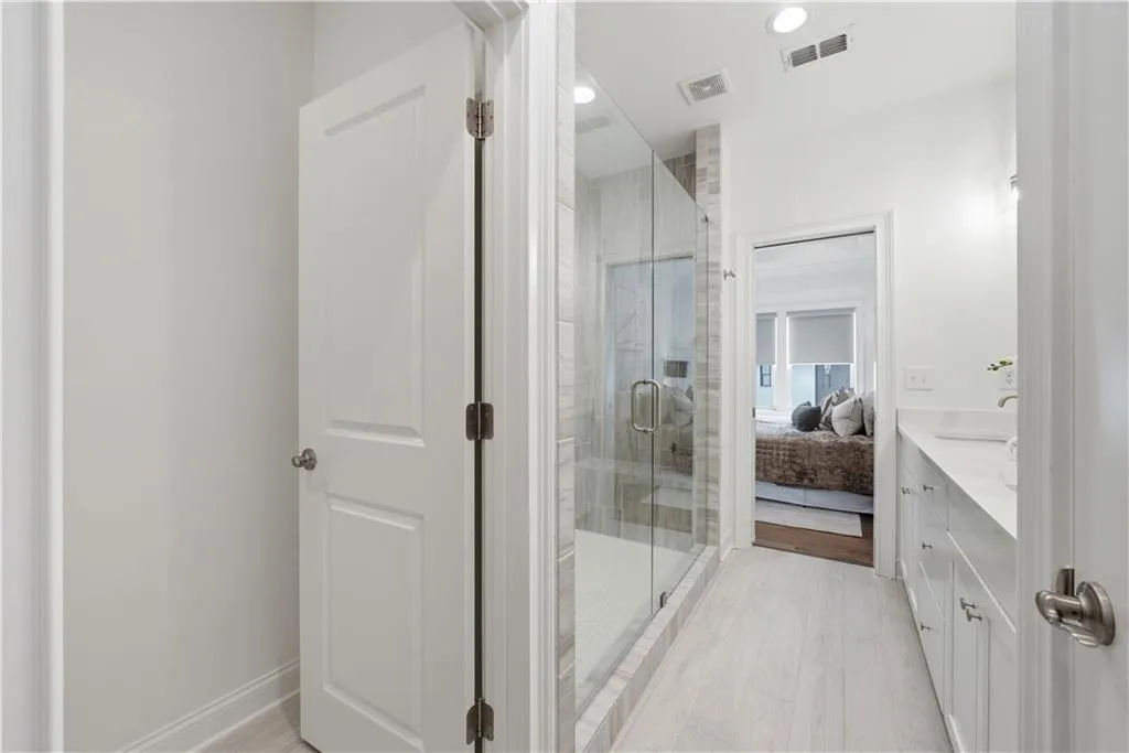 6832 Crescendo Court, Atlanta, Georgia 30328, 3 Bedrooms Bedrooms, ,4 BathroomsBathrooms,Residential,For Sale,6832 Crescendo Court,7739419