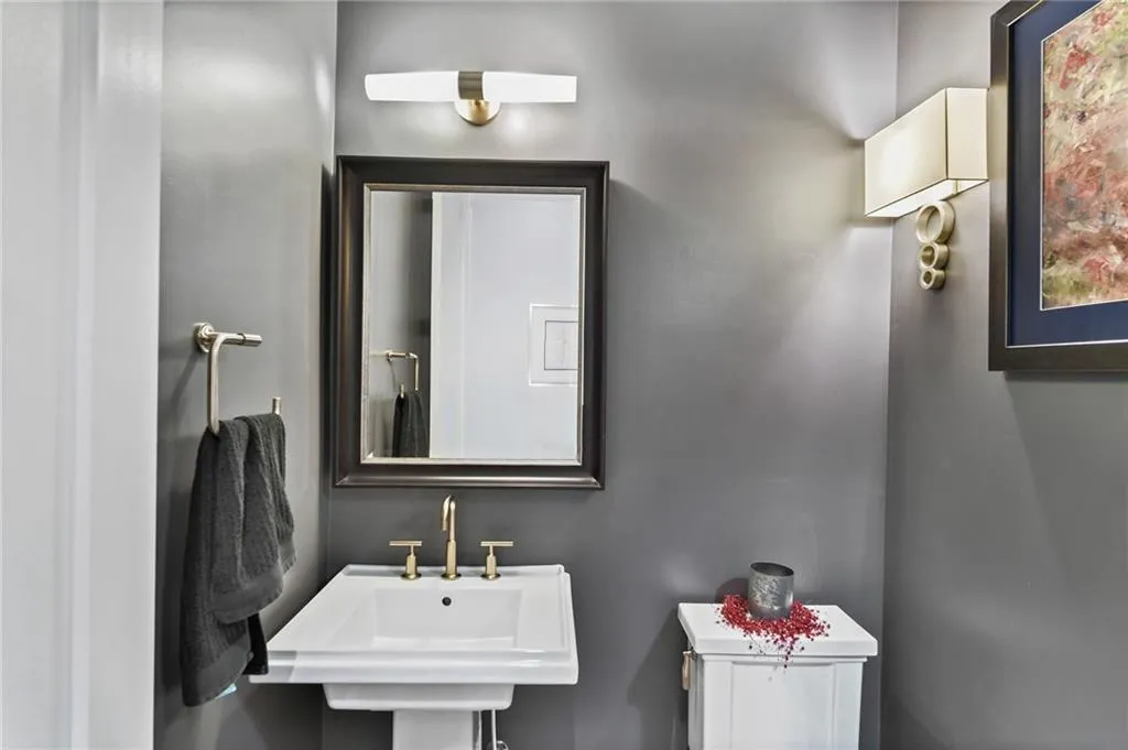 800 Lake Summit Drive, Atlanta, Georgia 30342, 5 Bedrooms Bedrooms, ,4 BathroomsBathrooms,Residential,Sold,800 Lake Summit Drive,6885108 800 Lake Summit Drive, Atlanta, Georgia 30342, 5 Bedrooms Bedrooms, ,4 BathroomsBathrooms,Residential,Sold,800 Lake Summit Drive,6885108