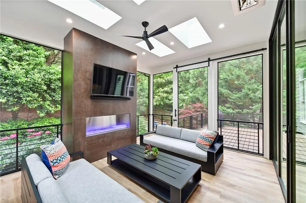 800 Lake Summit Drive, Atlanta, Georgia 30342, 5 Bedrooms Bedrooms, ,4 BathroomsBathrooms,Residential,Sold,800 Lake Summit Drive,6885108 800 Lake Summit Drive, Atlanta, Georgia 30342, 5 Bedrooms Bedrooms, ,4 BathroomsBathrooms,Residential,Sold,800 Lake Summit Drive,6885108