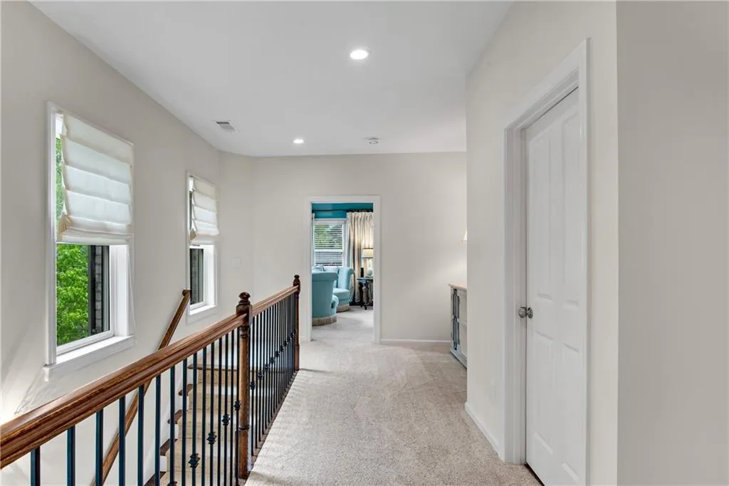 3663 Brookhaven Manor Crossing Ne Unit 1, Atlanta, Georgia 30319, 3 Bedrooms Bedrooms, ,3 BathroomsBathrooms,Residential,For Sale,3663 Brookhaven Manor Crossing Ne Unit 1,7600797