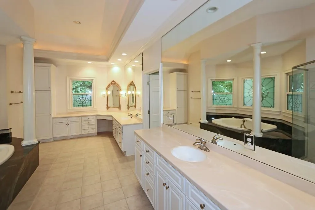 45 Cameron Glen Drive, Atlanta, Georgia 30328, 5 Bedrooms Bedrooms, ,4 BathroomsBathrooms,Residential,Sold,45 Cameron Glen Drive,6019886