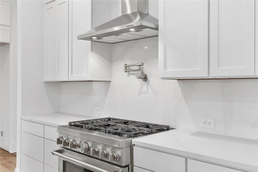 6770 Prelude Drive, Atlanta, Georgia 30328, 5 Bedrooms Bedrooms, ,4 BathroomsBathrooms,Residential,Sold,6770 Prelude Drive,7212377