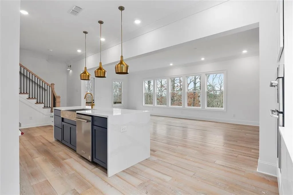 6770 Prelude Drive, Atlanta, Georgia 30328, 5 Bedrooms Bedrooms, ,4 BathroomsBathrooms,Residential,Sold,6770 Prelude Drive,7212377