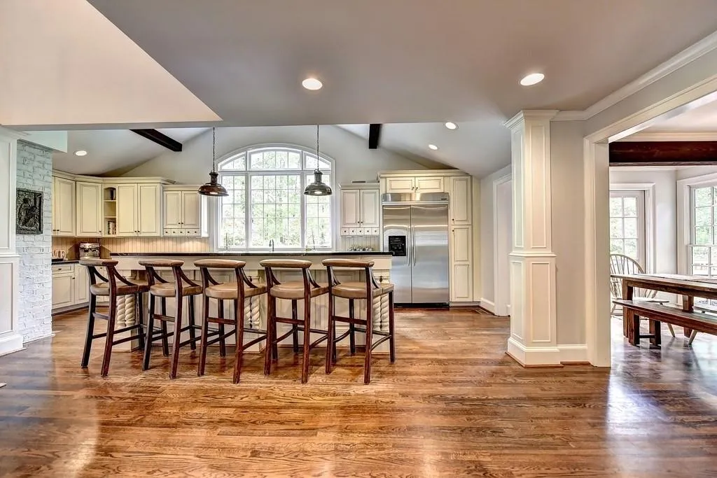 1000 The 16th Fairway, Sandy Springs, Georgia 30350, 6 Bedrooms Bedrooms, ,4 BathroomsBathrooms,Residential,Sold,1000 The 16th Fairway,6540310