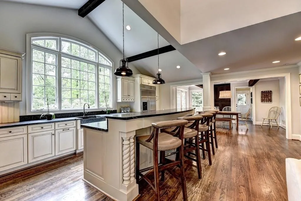 1000 The 16th Fairway, Sandy Springs, Georgia 30350, 6 Bedrooms Bedrooms, ,4 BathroomsBathrooms,Residential,Sold,1000 The 16th Fairway,6540310