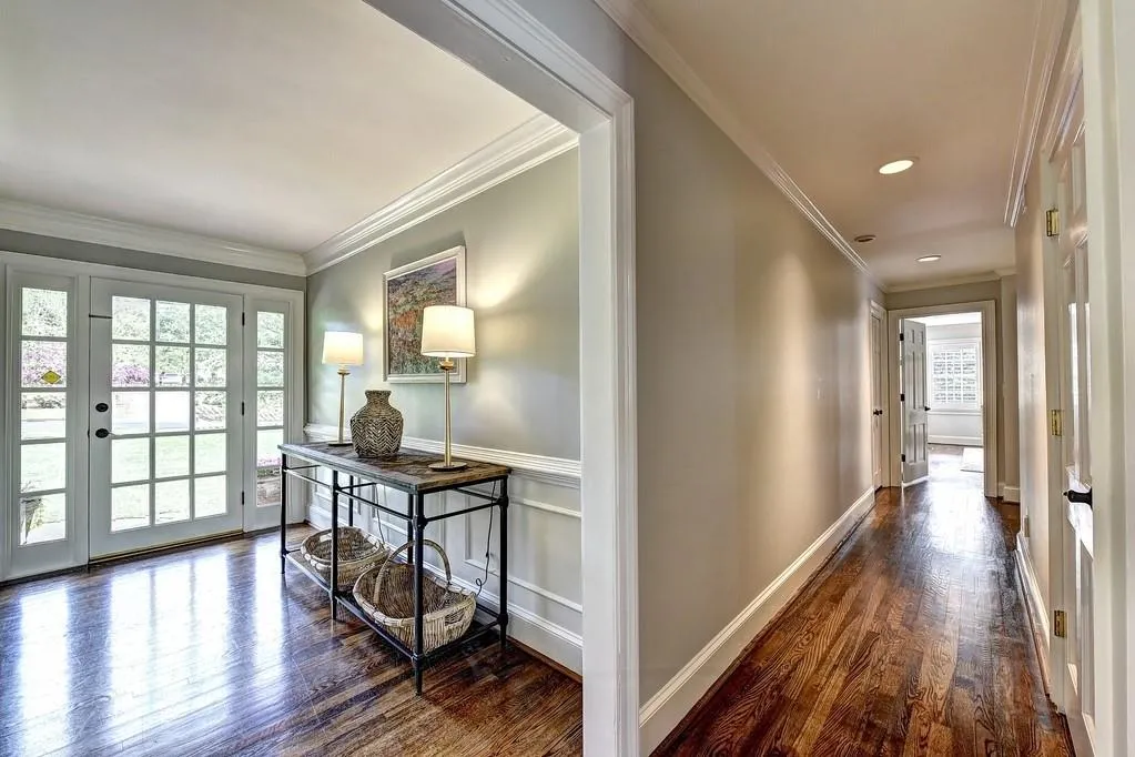 1000 The 16th Fairway, Sandy Springs, Georgia 30350, 6 Bedrooms Bedrooms, ,4 BathroomsBathrooms,Residential,Sold,1000 The 16th Fairway,6540310