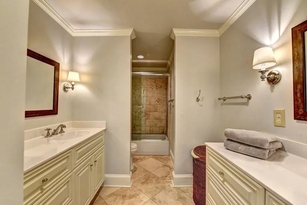 1000 The 16th Fairway, Sandy Springs, Georgia 30350, 6 Bedrooms Bedrooms, ,4 BathroomsBathrooms,Residential,Sold,1000 The 16th Fairway,6540310