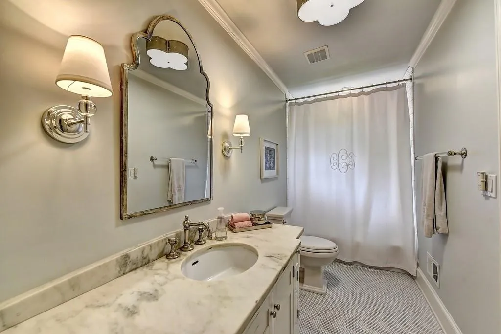 1000 The 16th Fairway, Sandy Springs, Georgia 30350, 6 Bedrooms Bedrooms, ,4 BathroomsBathrooms,Residential,Sold,1000 The 16th Fairway,6540310