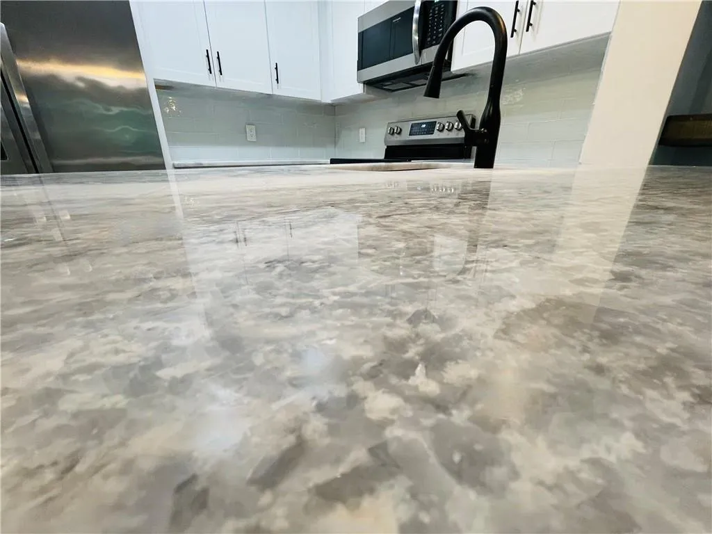 300 Johnson Ferry Road Unit A406, Atlanta, Georgia 30328, 1 Bedroom Bedrooms, ,1 BathroomBathrooms,Residential,Sold,300 Johnson Ferry Road Unit A406,7400895