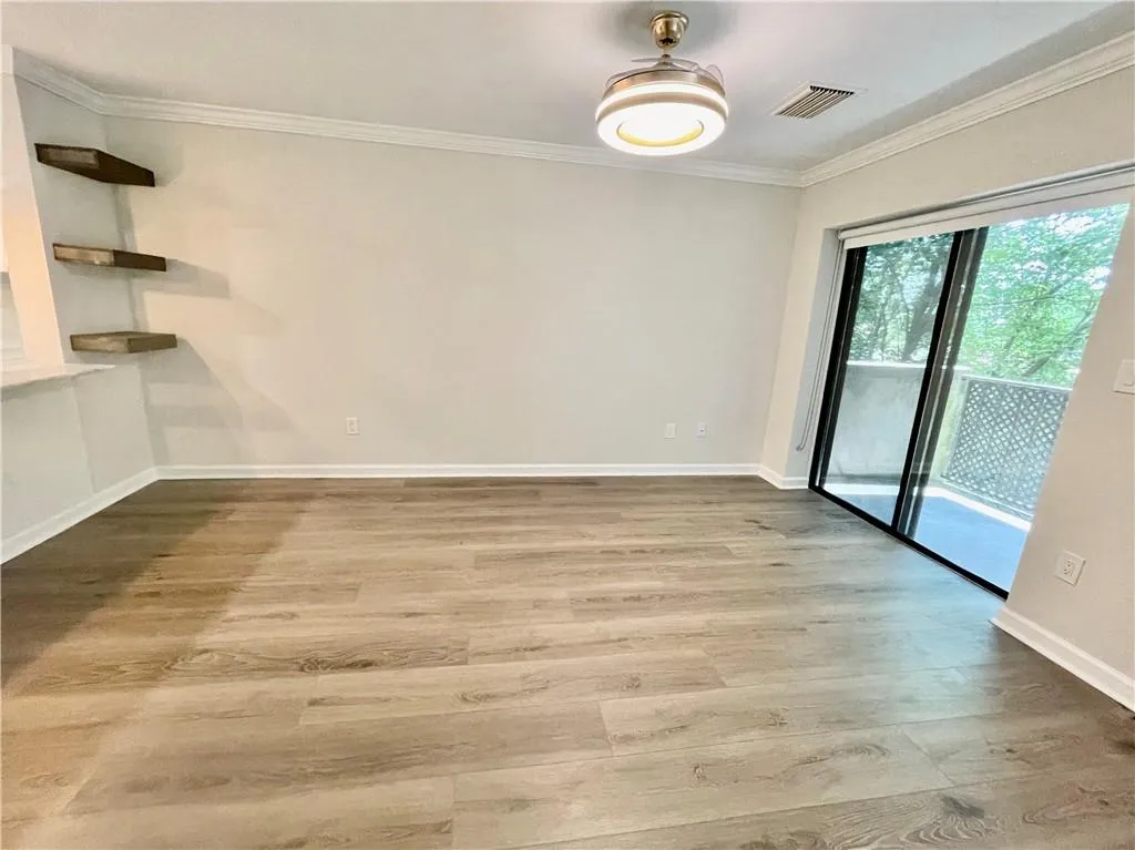 300 Johnson Ferry Road Unit A406, Atlanta, Georgia 30328, 1 Bedroom Bedrooms, ,1 BathroomBathrooms,Residential,Sold,300 Johnson Ferry Road Unit A406,7400895