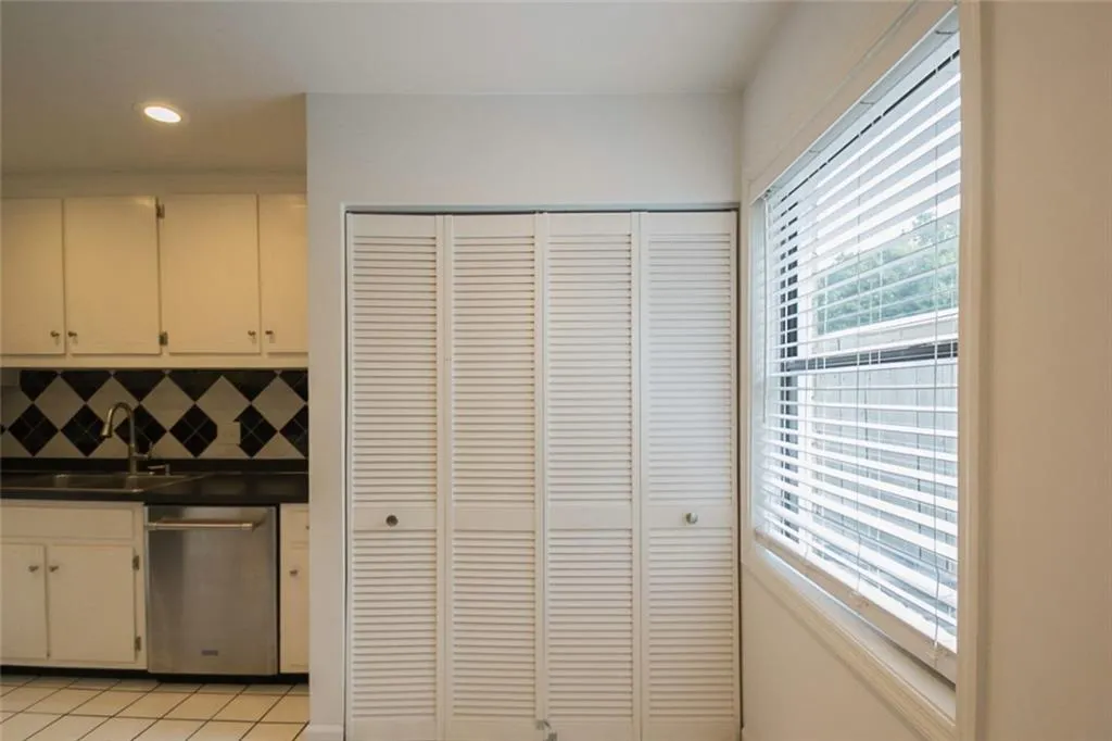 370 N River Parkway Unit F, Atlanta, Georgia 30350, 3 Bedrooms Bedrooms, ,2 BathroomsBathrooms,Residential,Sold,370 N River Parkway Unit F,6594225