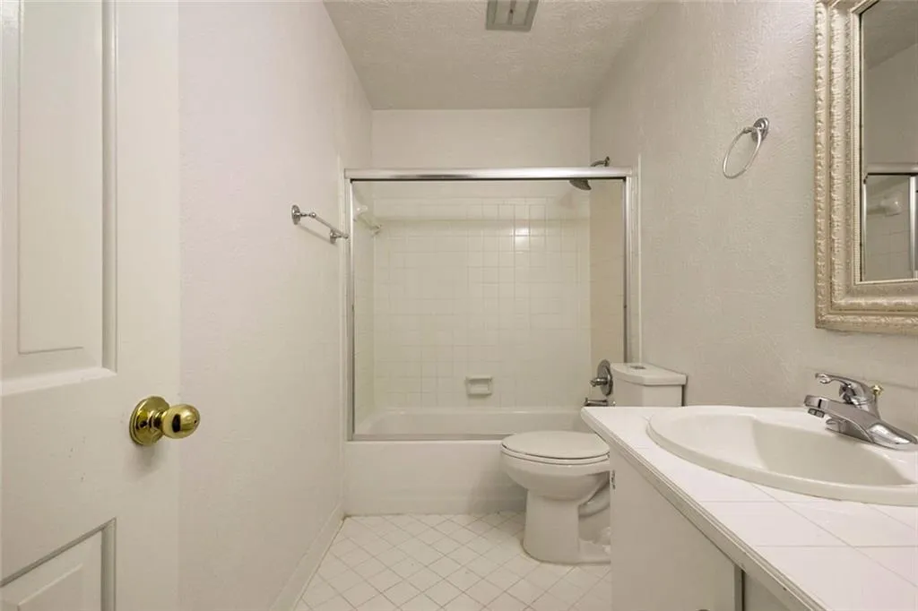 370 N River Parkway Unit F, Atlanta, Georgia 30350, 3 Bedrooms Bedrooms, ,2 BathroomsBathrooms,Residential,Sold,370 N River Parkway Unit F,6594225