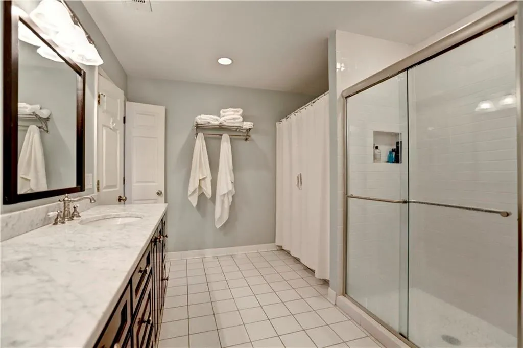 325 Amador Circle, Sandy Springs, Georgia 30350, 4 Bedrooms Bedrooms, ,2 BathroomsBathrooms,Residential,Sold,325 Amador Circle,5649024