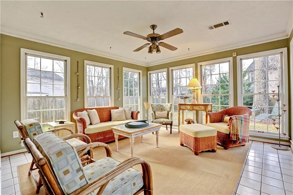 325 Amador Circle, Sandy Springs, Georgia 30350, 4 Bedrooms Bedrooms, ,2 BathroomsBathrooms,Residential,Sold,325 Amador Circle,5649024