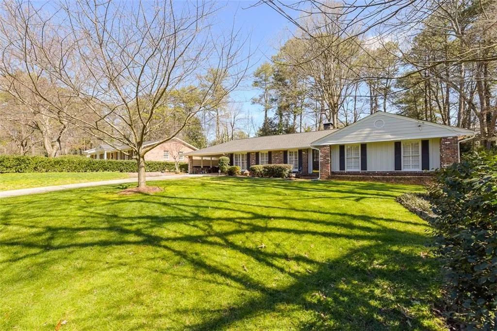5805 Greenbrier Road, Sandy Springs, Georgia 30328, 3 Bedrooms Bedrooms, ,2 BathroomsBathrooms,Residential,Sold,5805 Greenbrier Road,5656905 5805 Greenbrier Road, Sandy Springs, Georgia 30328, 3 Bedrooms Bedrooms, ,2 BathroomsBathrooms,Residential,Sold,5805 Greenbrier Road,5656905