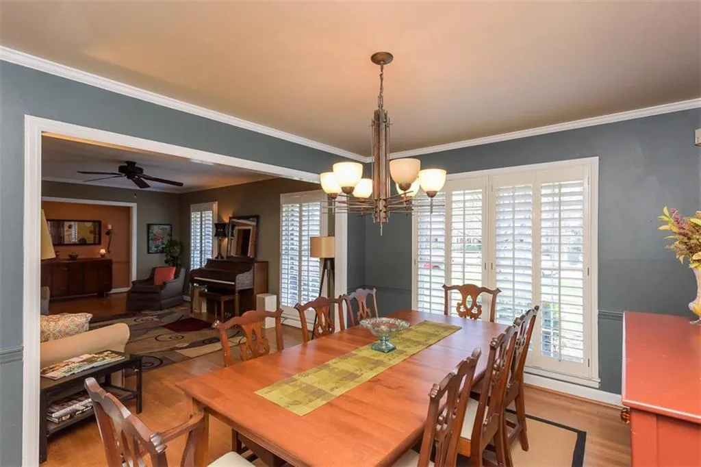 5805 Greenbrier Road, Sandy Springs, Georgia 30328, 3 Bedrooms Bedrooms, ,2 BathroomsBathrooms,Residential,Sold,5805 Greenbrier Road,5656905 5805 Greenbrier Road, Sandy Springs, Georgia 30328, 3 Bedrooms Bedrooms, ,2 BathroomsBathrooms,Residential,Sold,5805 Greenbrier Road,5656905