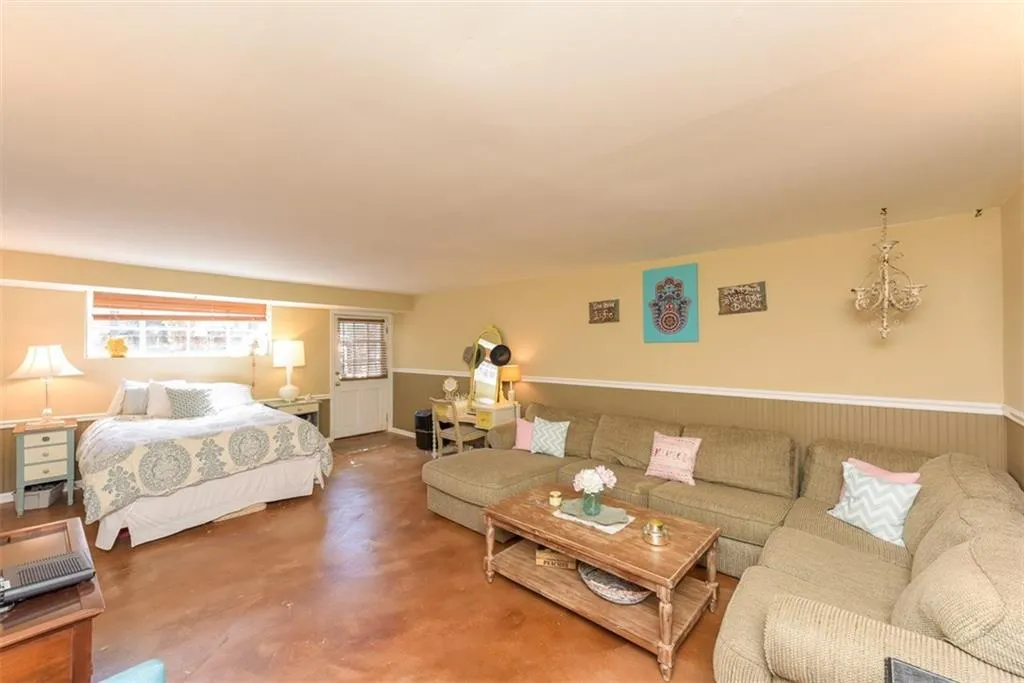 5805 Greenbrier Road, Sandy Springs, Georgia 30328, 3 Bedrooms Bedrooms, ,2 BathroomsBathrooms,Residential,Sold,5805 Greenbrier Road,5656905 5805 Greenbrier Road, Sandy Springs, Georgia 30328, 3 Bedrooms Bedrooms, ,2 BathroomsBathrooms,Residential,Sold,5805 Greenbrier Road,5656905