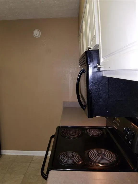 5153 Roswell Road Unit 5, Atlanta, Georgia 30342, 1 Bedroom Bedrooms, ,1 BathroomBathrooms,Residential,Sold,5153 Roswell Road Unit 5,5876827