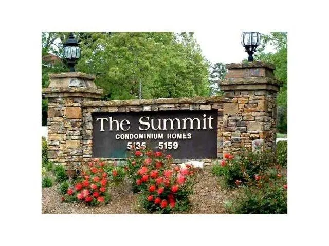 5153 Roswell Road Unit 5, Atlanta, Georgia 30342, 1 Bedroom Bedrooms, ,1 BathroomBathrooms,Residential,Sold,5153 Roswell Road Unit 5,5876827