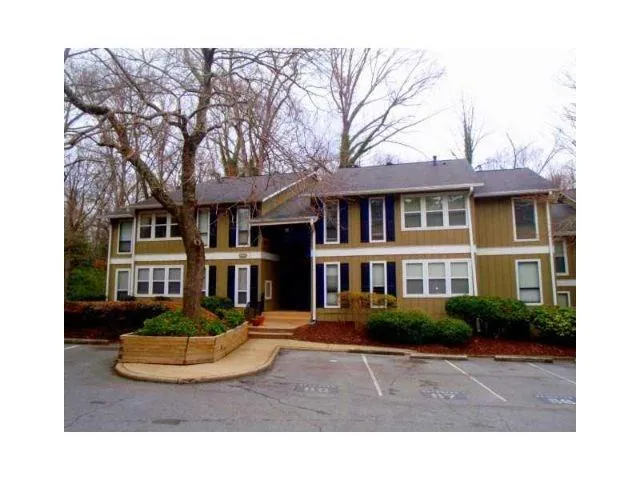 5153 Roswell Road Unit 5, Atlanta, Georgia 30342, 1 Bedroom Bedrooms, ,1 BathroomBathrooms,Residential,Sold,5153 Roswell Road Unit 5,5876827