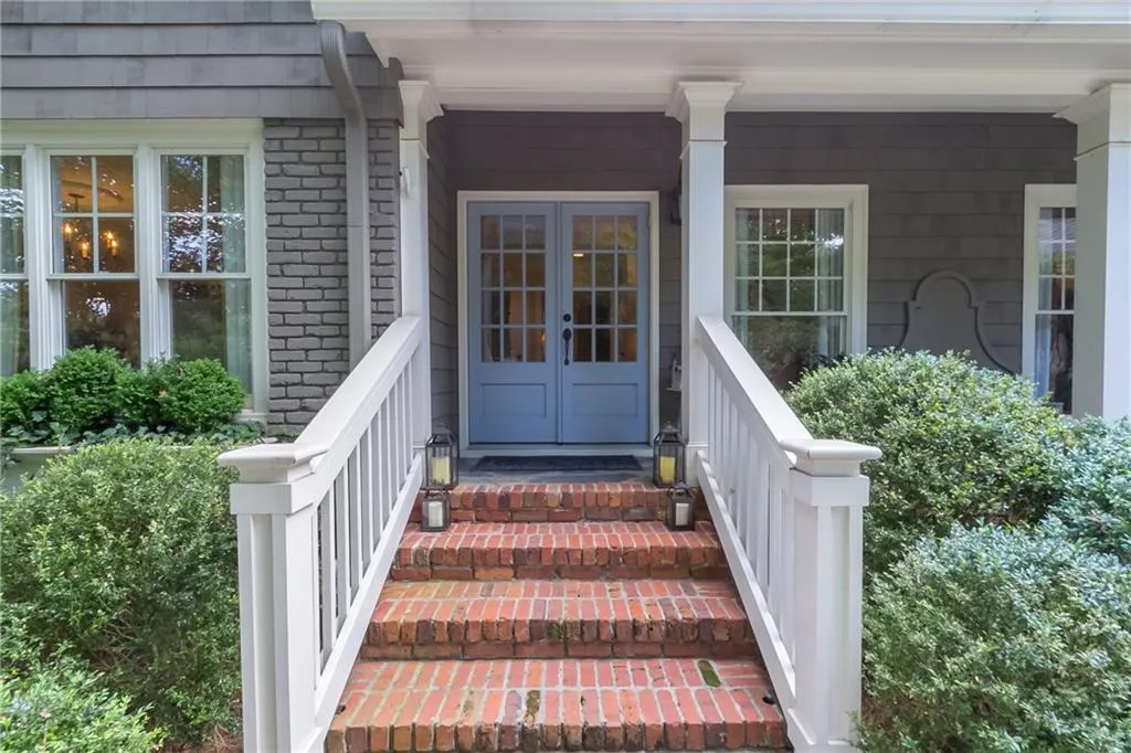 4750 Merlendale Drive, Atlanta, Georgia 30327, 5 Bedrooms Bedrooms, ,5 BathroomsBathrooms,Residential,Sold,4750 Merlendale Drive,5865593