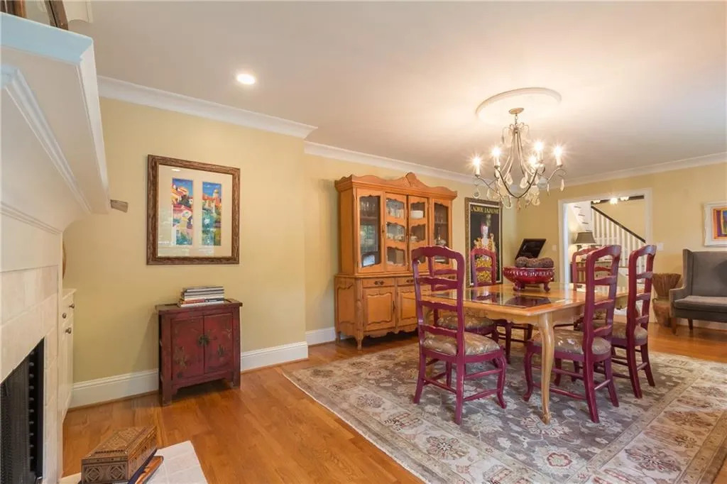 4750 Merlendale Drive, Atlanta, Georgia 30327, 5 Bedrooms Bedrooms, ,5 BathroomsBathrooms,Residential,Sold,4750 Merlendale Drive,5865593