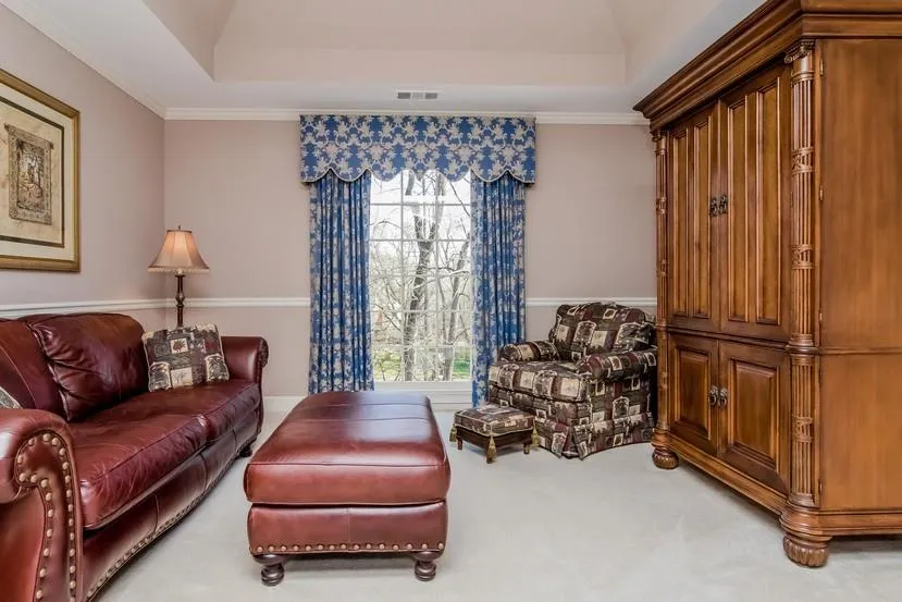 440 Glenmont Court, Sandy Springs, Georgia 30350, 5 Bedrooms Bedrooms, ,4 BathroomsBathrooms,Residential,Sold,440 Glenmont Court,5514824
