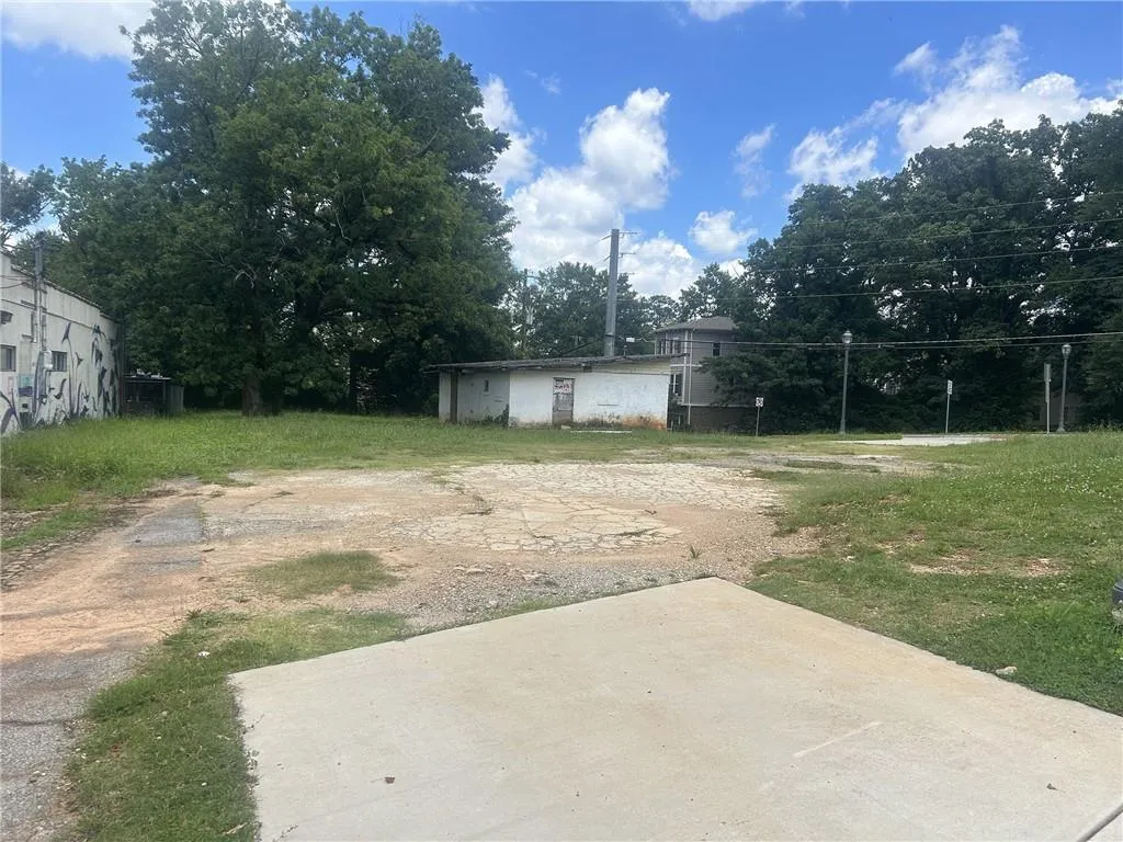 1334 Windsor Parkway, Atlanta, Georgia 30319, ,Commercial Sale,For Sale,1334 Windsor Parkway,7608068