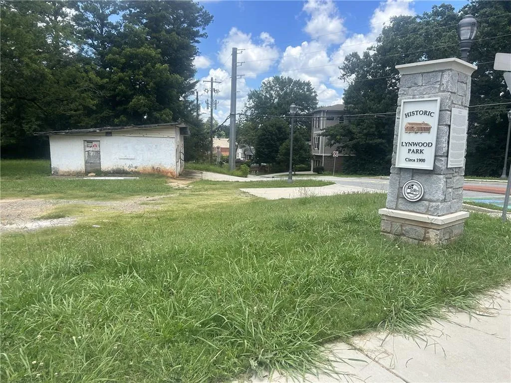 1334 Windsor Parkway, Atlanta, Georgia 30319, ,Commercial Sale,For Sale,1334 Windsor Parkway,7608068