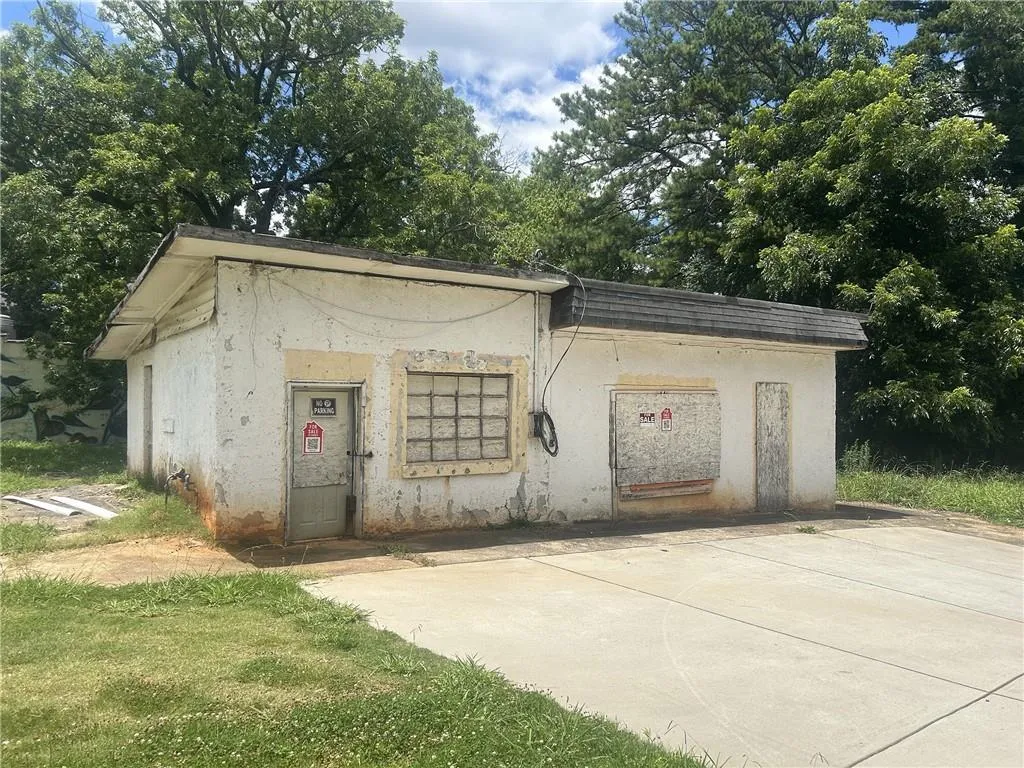 1334 Windsor Parkway, Atlanta, Georgia 30319, ,Commercial Sale,For Sale,1334 Windsor Parkway,7608068