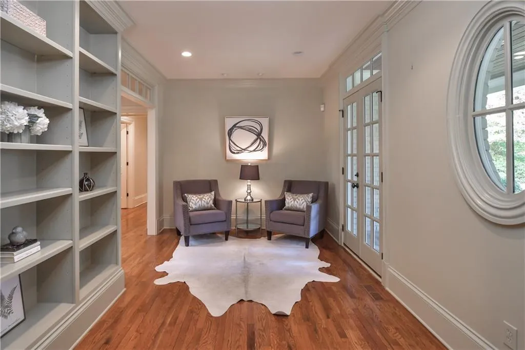 530 Kenbrook Drive, Atlanta, Georgia 30327, 6 Bedrooms Bedrooms, ,5 BathroomsBathrooms,Residential,Sold,530 Kenbrook Drive,6098287