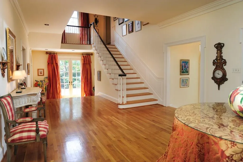 Atlanta, Georgia 30305, 5 Bedrooms Bedrooms, ,8 BathroomsBathrooms,Residential,Sold,5509588