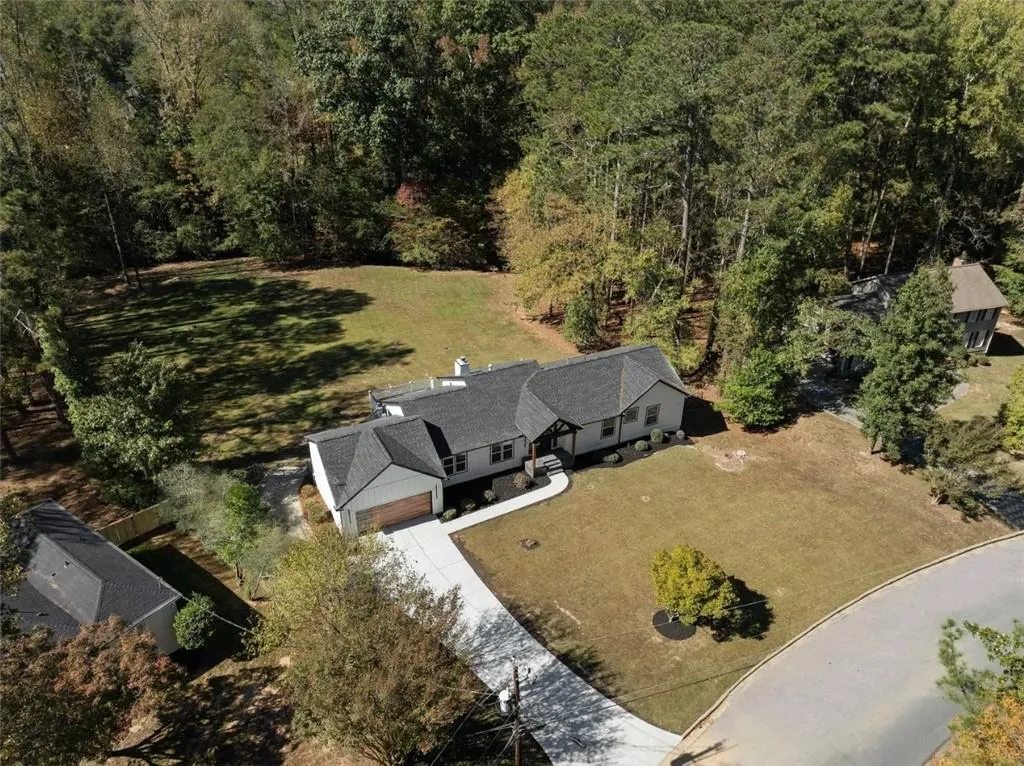 Aerial view of property's location