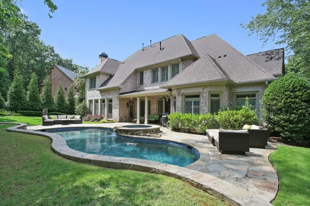 710 Glengate Place, Atlanta, Georgia 30328, 5 Bedrooms Bedrooms, ,5 BathroomsBathrooms,Residential,Sold,710 Glengate Place,5725214
