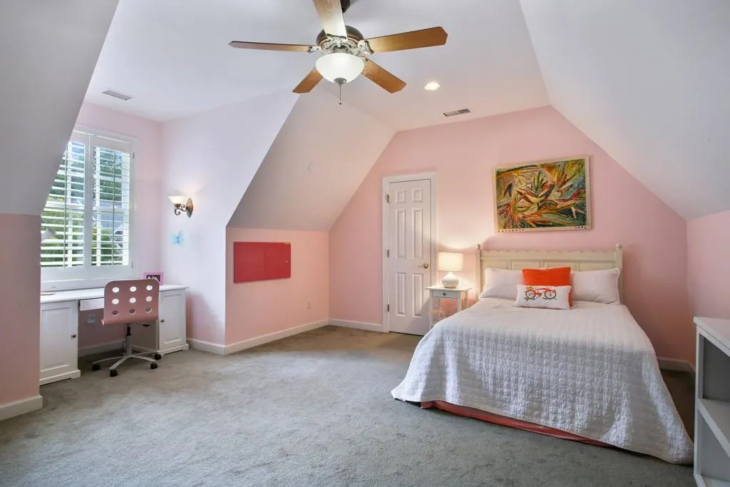 710 Glengate Place, Atlanta, Georgia 30328, 5 Bedrooms Bedrooms, ,5 BathroomsBathrooms,Residential,Sold,710 Glengate Place,5725214