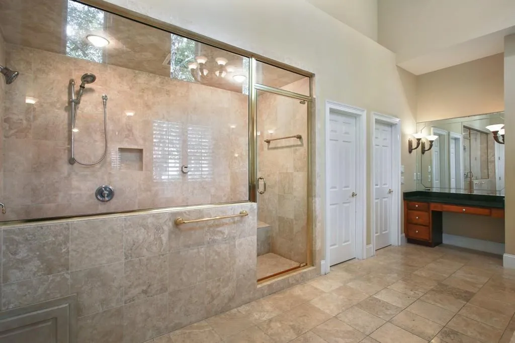 710 Glengate Place, Atlanta, Georgia 30328, 5 Bedrooms Bedrooms, ,5 BathroomsBathrooms,Residential,Sold,710 Glengate Place,5725214