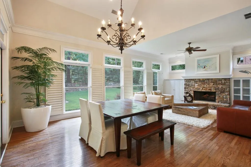 710 Glengate Place, Atlanta, Georgia 30328, 5 Bedrooms Bedrooms, ,5 BathroomsBathrooms,Residential,Sold,710 Glengate Place,5725214