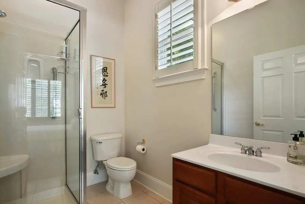 710 Glengate Place, Atlanta, Georgia 30328, 5 Bedrooms Bedrooms, ,5 BathroomsBathrooms,Residential,Sold,710 Glengate Place,5725214