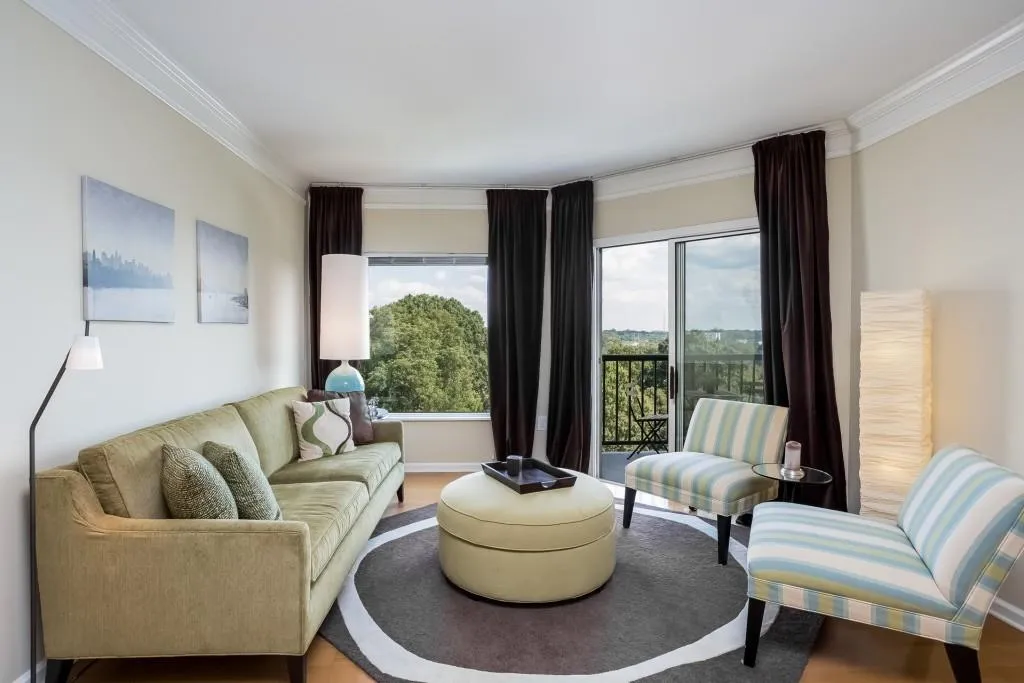 275 13th Street Unit 703, Atlanta, Georgia 30309, 1 Bedroom Bedrooms, ,1 BathroomBathrooms,Residential,Sold,275 13th Street Unit 703,5758773
