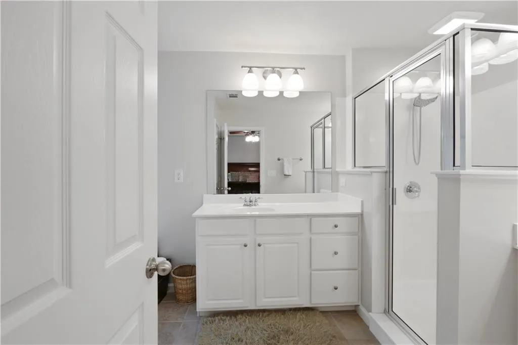 7923 Kiverton Place, Sandy Springs, Georgia 30350, 3 Bedrooms Bedrooms, ,3 BathroomsBathrooms,Residential,Sold,7923 Kiverton Place,6738655