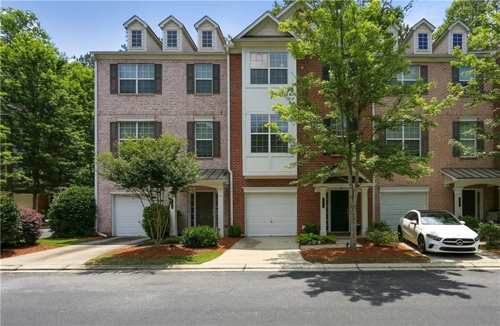 7923 Kiverton Place, Sandy Springs, Georgia 30350, 3 Bedrooms Bedrooms, ,3 BathroomsBathrooms,Residential,Sold,7923 Kiverton Place,6738655
