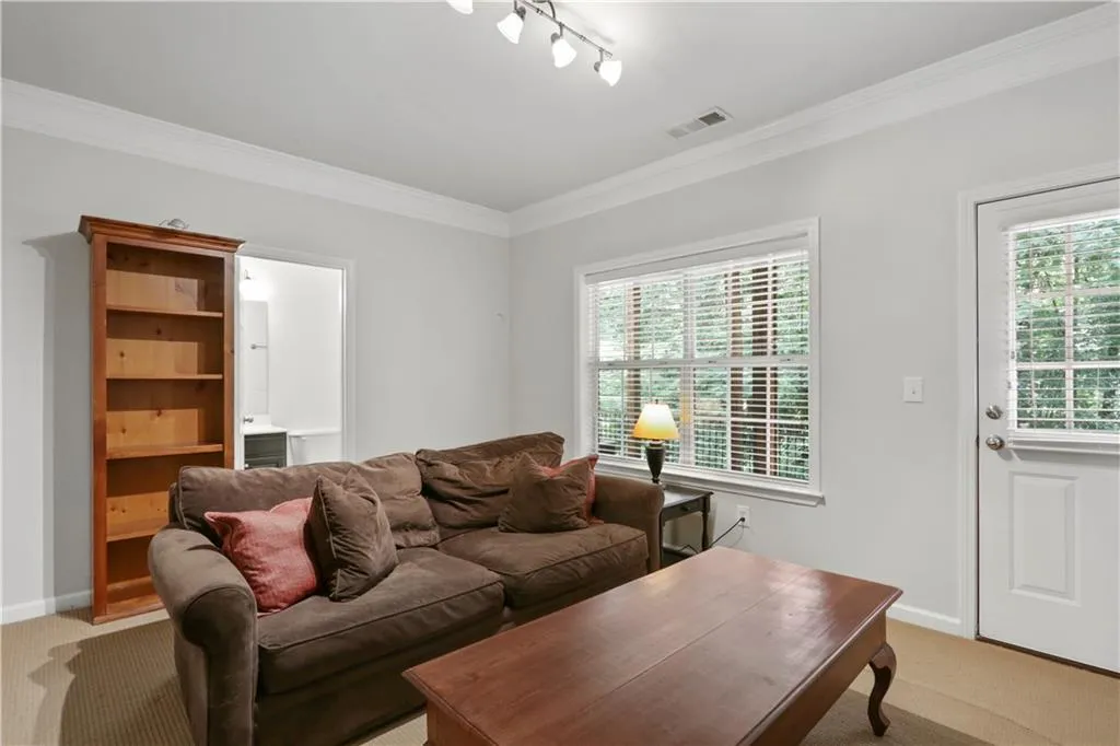 7923 Kiverton Place, Sandy Springs, Georgia 30350, 3 Bedrooms Bedrooms, ,3 BathroomsBathrooms,Residential,Sold,7923 Kiverton Place,6738655