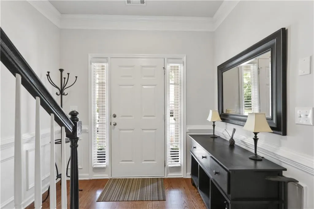 7923 Kiverton Place, Sandy Springs, Georgia 30350, 3 Bedrooms Bedrooms, ,3 BathroomsBathrooms,Residential,Sold,7923 Kiverton Place,6738655