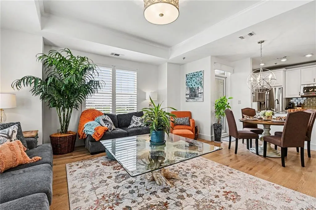 325 E Paces Ferry Road Ne Unit 1511, Atlanta, Georgia 30305, 2 Bedrooms Bedrooms, 0 ,2 BathroomsBathrooms,Residential,For Sale,325 E Paces Ferry Road Ne Unit 1511,7769528