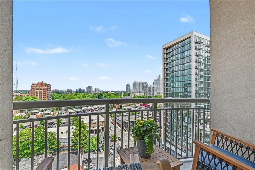 325 E Paces Ferry Road Ne Unit 1511, Atlanta, Georgia 30305, 2 Bedrooms Bedrooms, 0 ,2 BathroomsBathrooms,Residential,For Sale,325 E Paces Ferry Road Ne Unit 1511,7769528